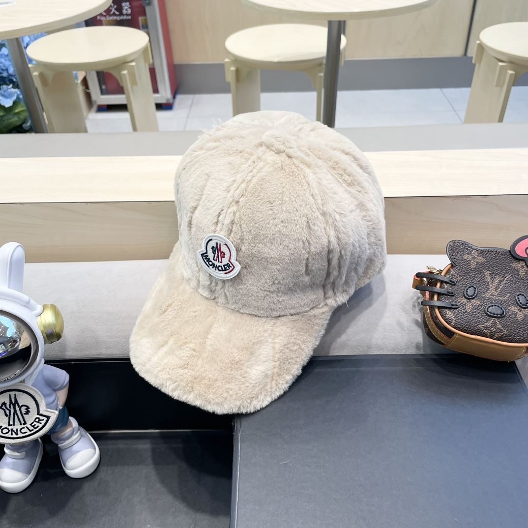 Moncler Caps